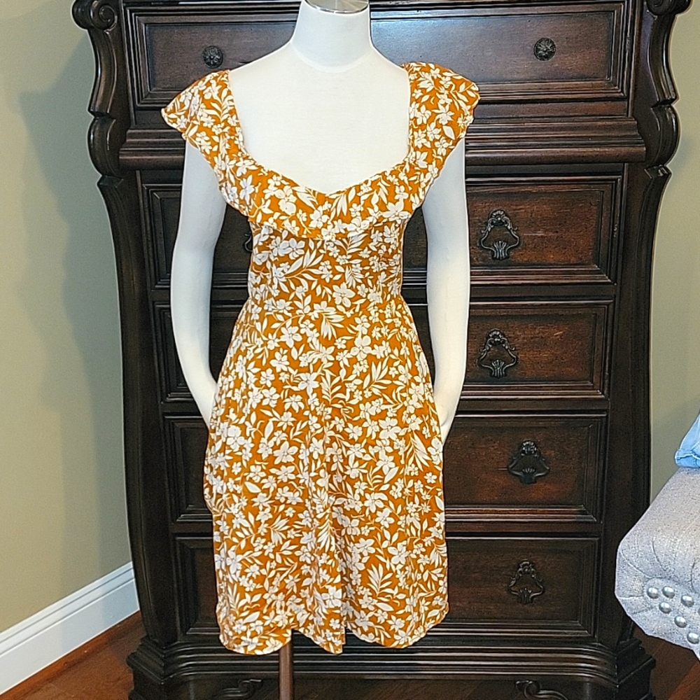 💛 Floral Old Navy Dress, Size XS